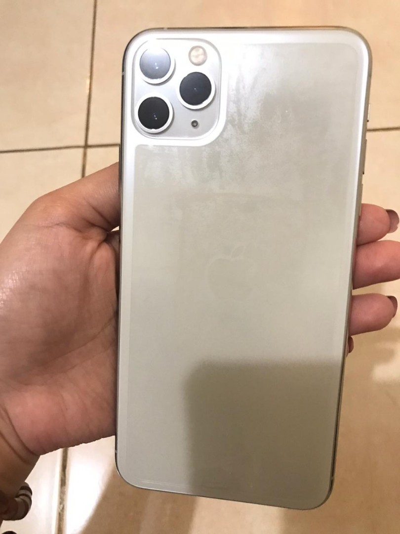 Iphone 11 Pro White Telepon Seluler Tablet Iphone Iphone 11 Series Di Carousell