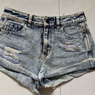 (Category: ) located in . Submitted by ethere4l (Listing ID 1023001472, Image 1). Description: .