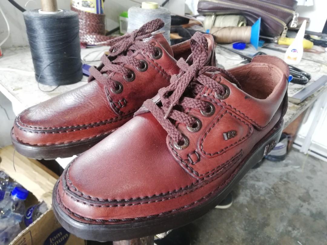 Lee hides shoes sales