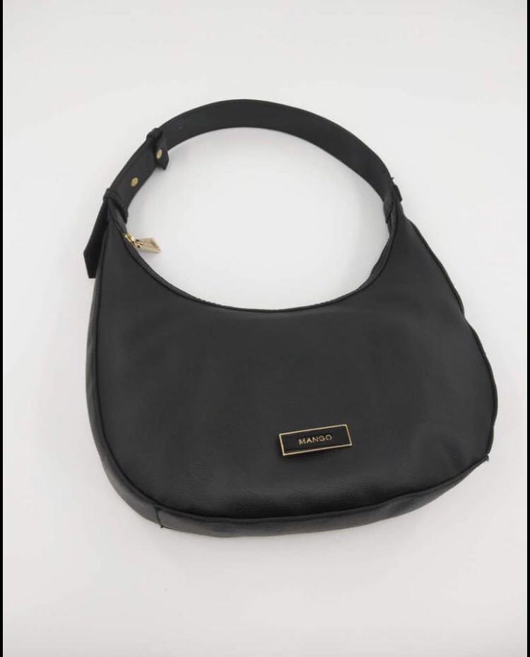 mango black shoulder bag