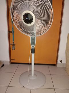 (Category: ) located in . Submitted by a.r.t (Listing ID 1023050332, Image 1). Description: .