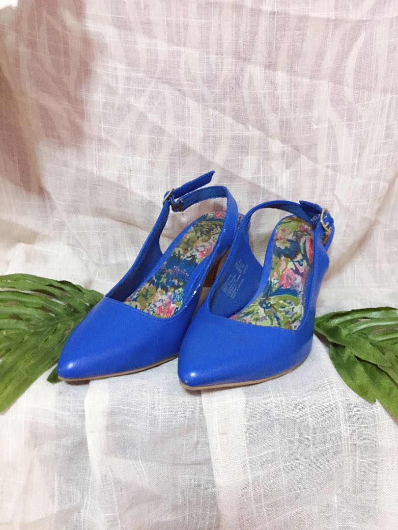 blue heels payless