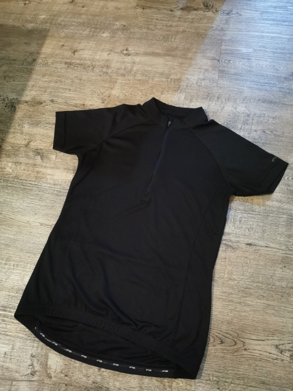 plain black cycling jersey
