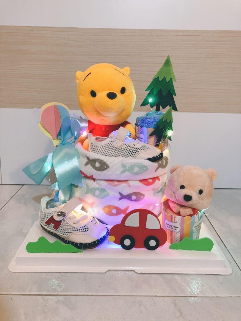 pooh bear diaper cake
