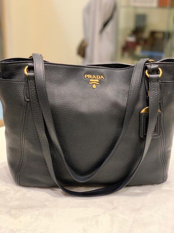 prada vitello daino double compartment leather shoulder bag