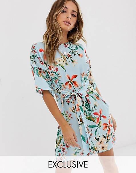 blue floral dress pretty little thing