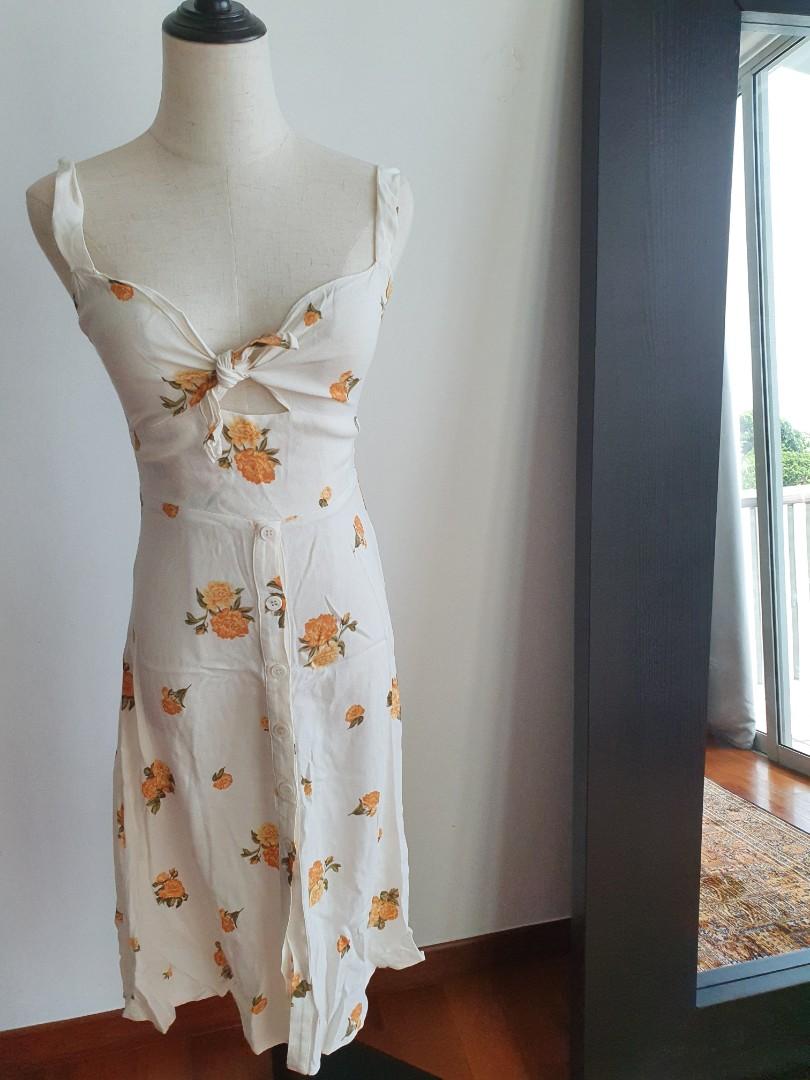 reformation sunflower dress