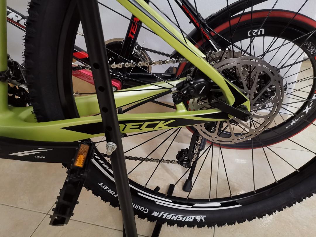 carbon fiber mountain bike frame