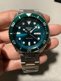 (Category: ) located in . Submitted by rrolex78 (Listing ID 1023078553, Image 1). Description: .