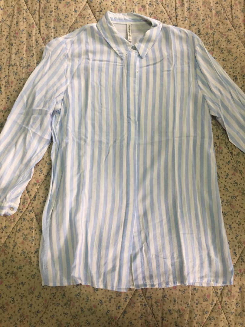 Stradivarious (Category: Traditional & Ethnic wear) located in Quezon City. Submitted by peg905 (Listing ID 1023130662, Image 3). Description: .