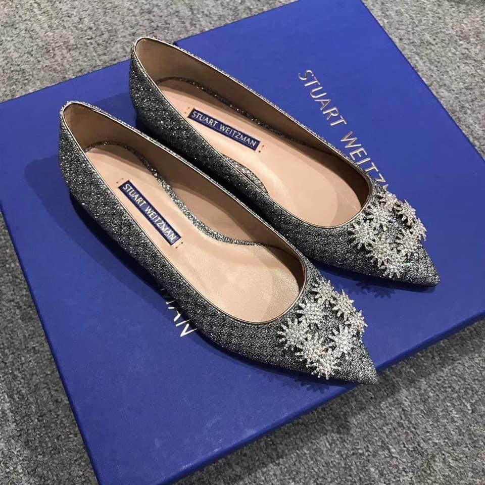 stuart weitzman flat shoes