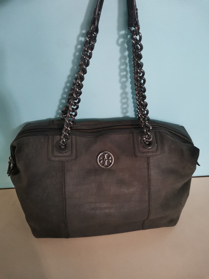 tory burch weekender bag