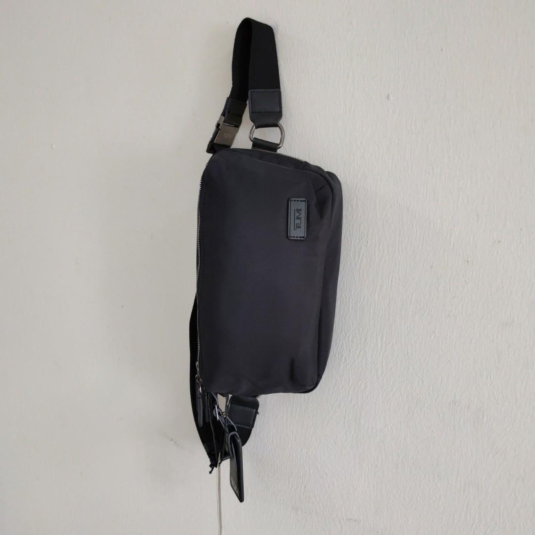 Tumi discount harrison sling