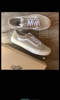 （分類：）位於 。 由 4s_shoe 提交（商品編號 1023104337，圖片 1）。簡介： 。