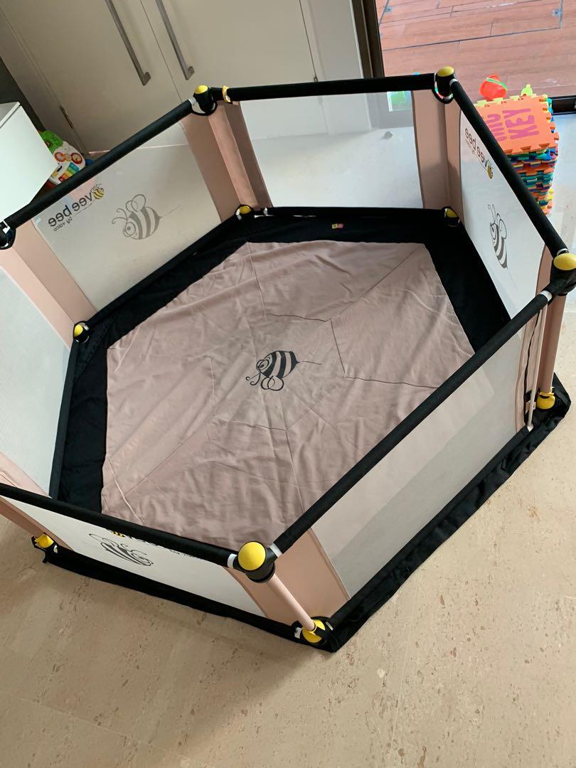 vee bee hexagon playpen