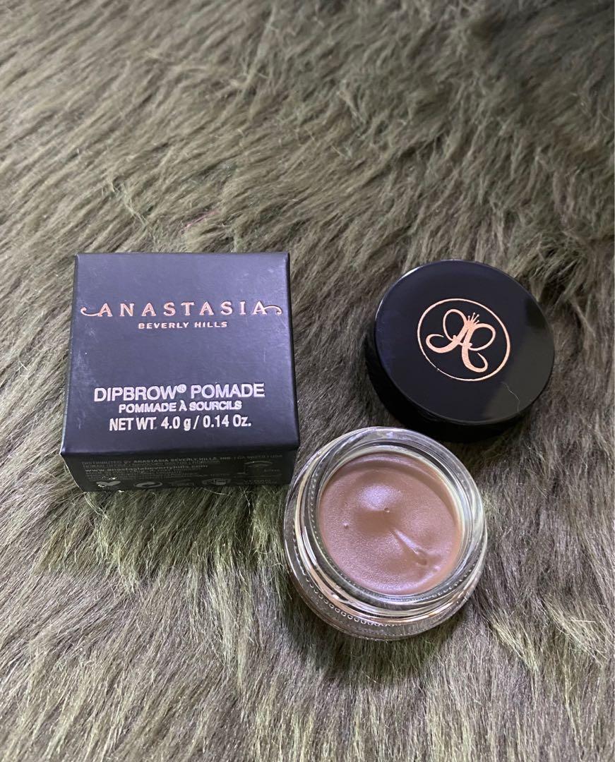 ABH Dipbrow Pomade Auburn (Category: Makeup) located in Valenzuela. Submitted by ceejaysselections (Listing ID 1023311894, Image 3). Description: 💯% authentic / original US bought RFS: not my shade.