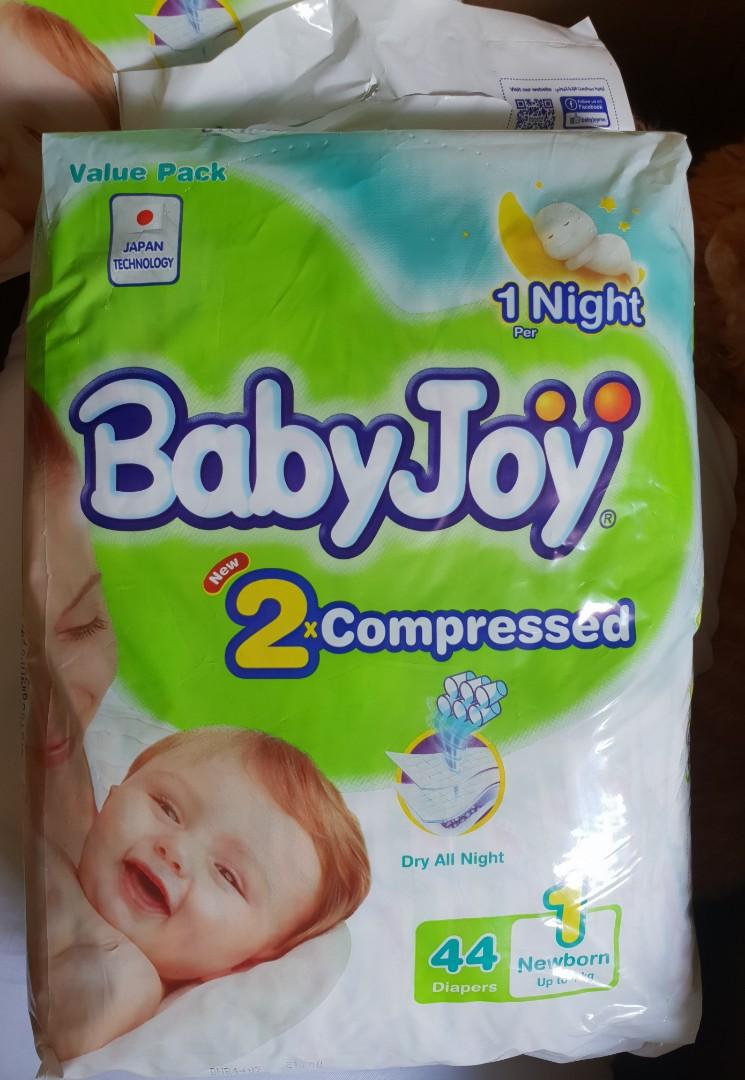 Baby joy diaper Newborn (Category: Diapers & Baby Wipes) located in Caloocan City. Submitted by yamzayn (Listing ID 1023174701, Image 2). Description: Baby Joy new born 44 pcs may 2 packs po ako ibigay ko 650 pag kunin ung 2 packs..