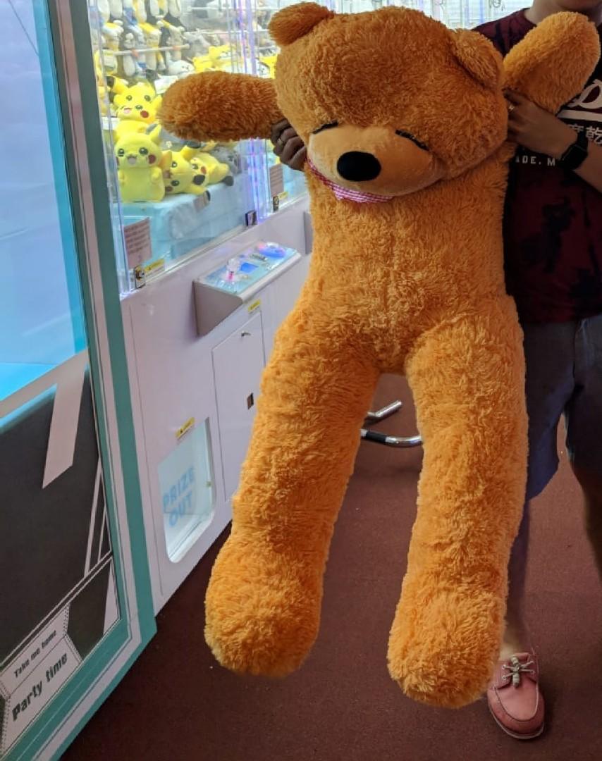 giant fat teddy bear