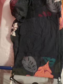 (Category: ) located in . Submitted by preloved_2_loved (Listing ID 1023134625, Image 1). Description: .