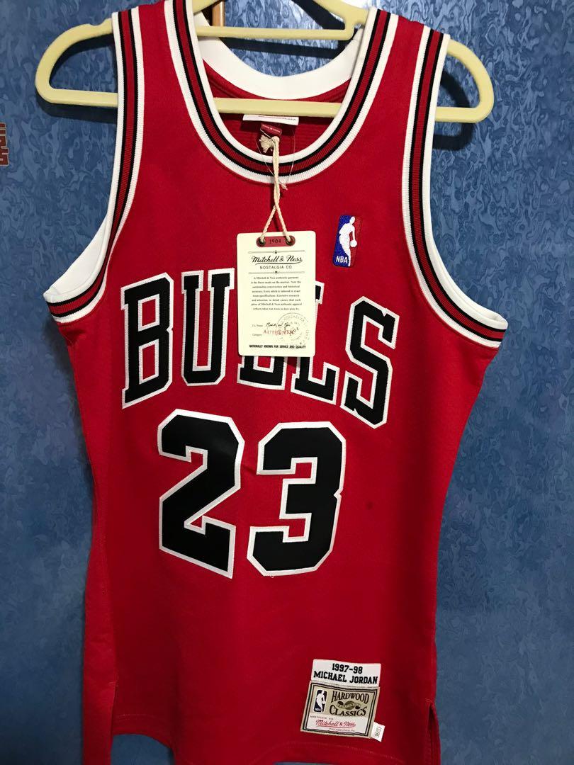Chicago Bulls Michael Jordan 1997 Road Authentic Jersey By Mitchell & Ness  - Scarlett - Mens