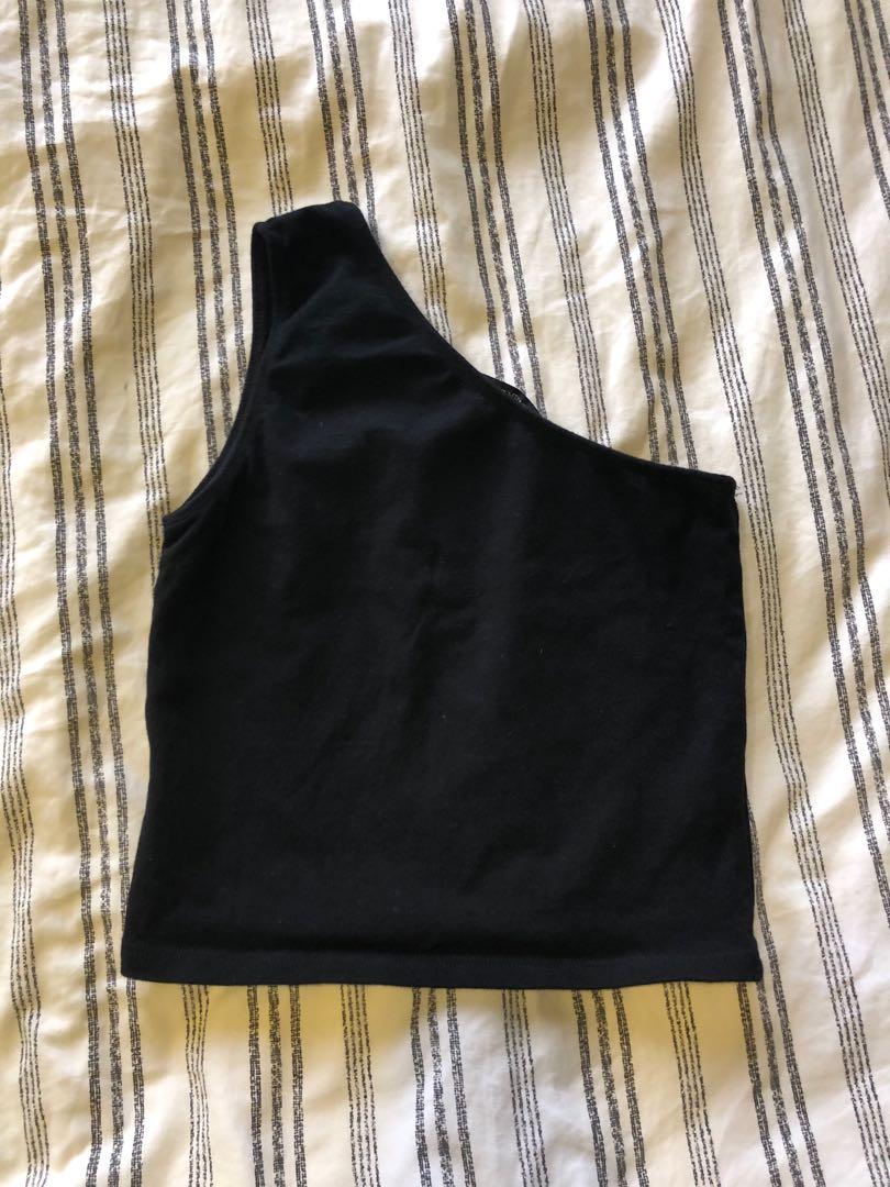 brandy melville black blythe tank Women s Fashion Tops Other