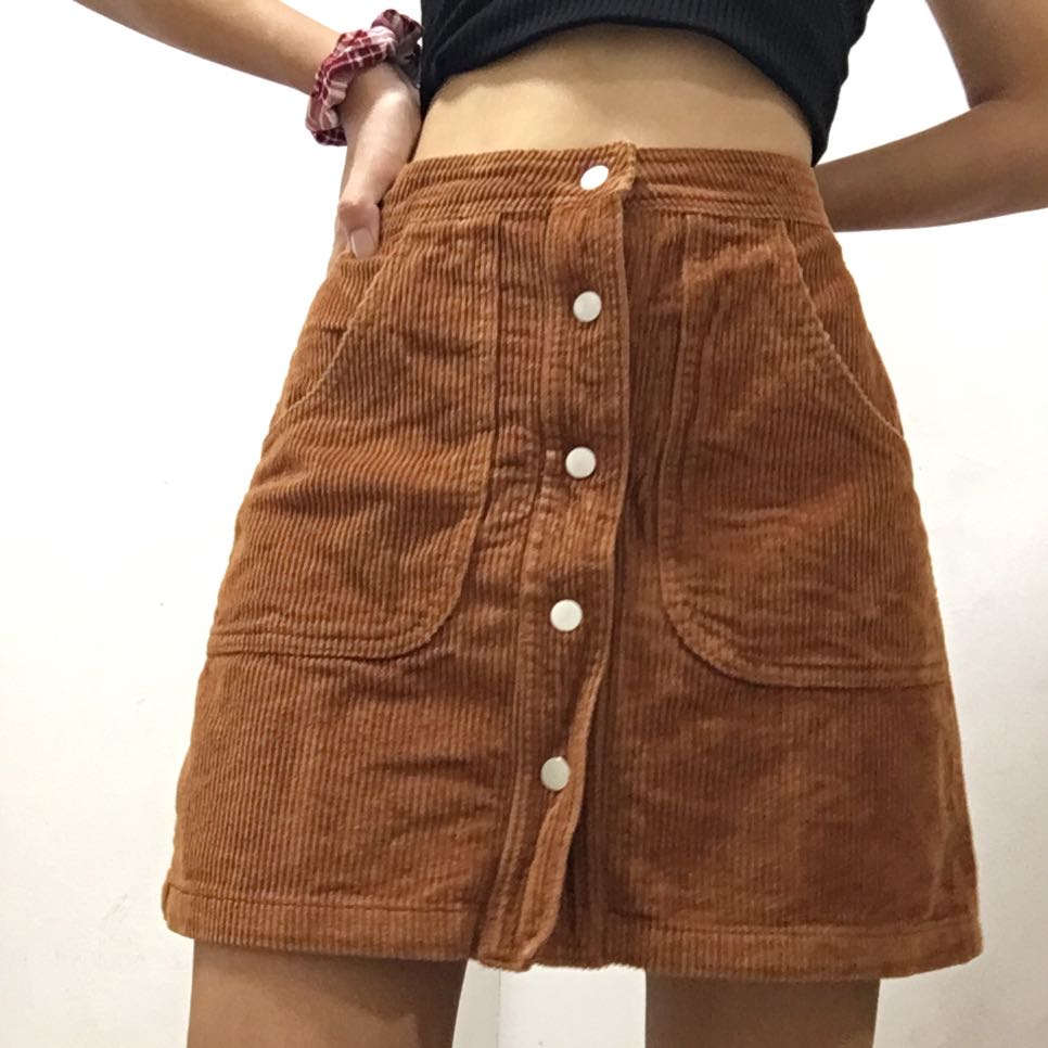 button down brown skirt
