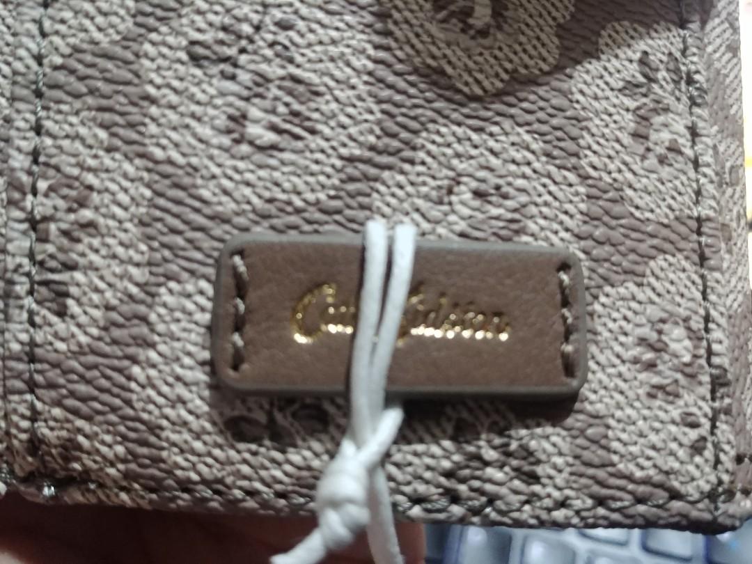 Cath Kidston Freston Wallet (Category: Wallets & Card holders) located in Quezon City. Submitted by testnflip (Listing ID 1023189538, Image 3). Description: *** FIXED PRICE *** Brand new CK freston wallet. Free shipping within Metro Manila. Bought from UK..