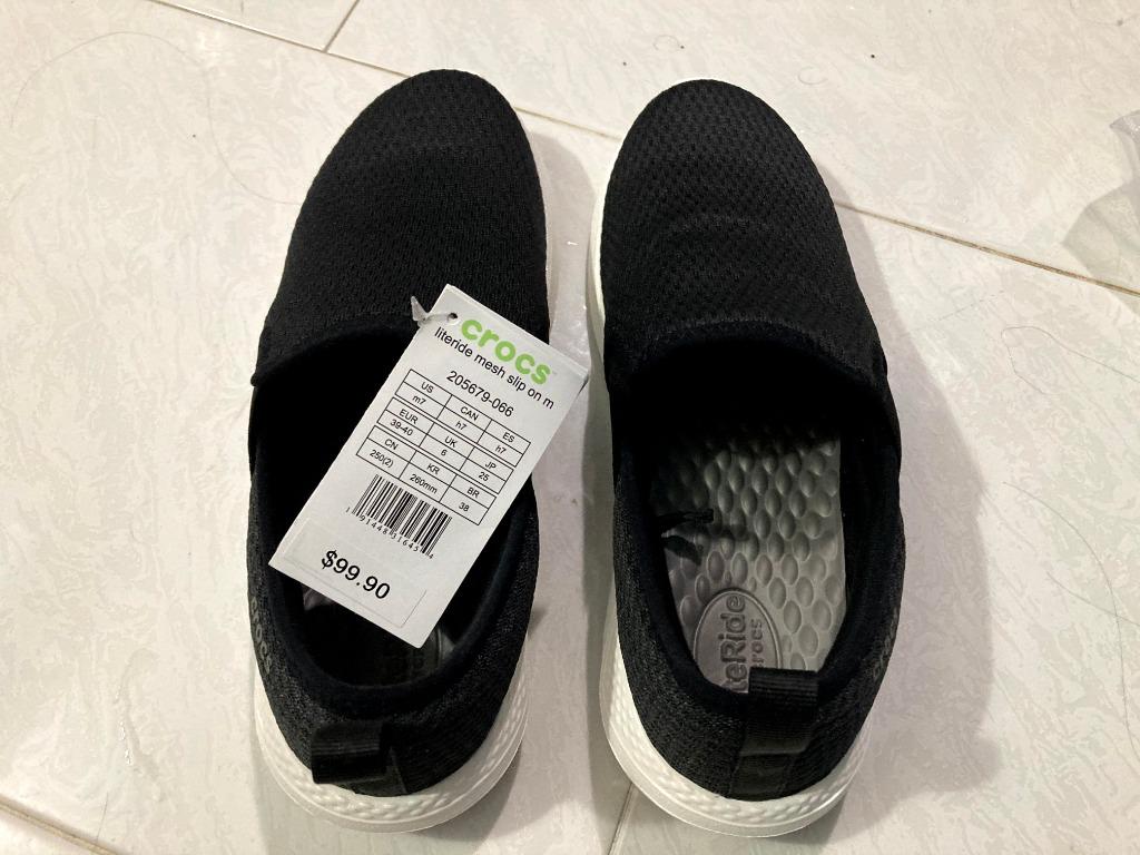 Crocs Men s LiteRide Mesh Slip On Color Black White