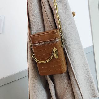 (Category: ) located in . Submitted by shopwithui26 (Listing ID 1023165144, Image 1). Description: .