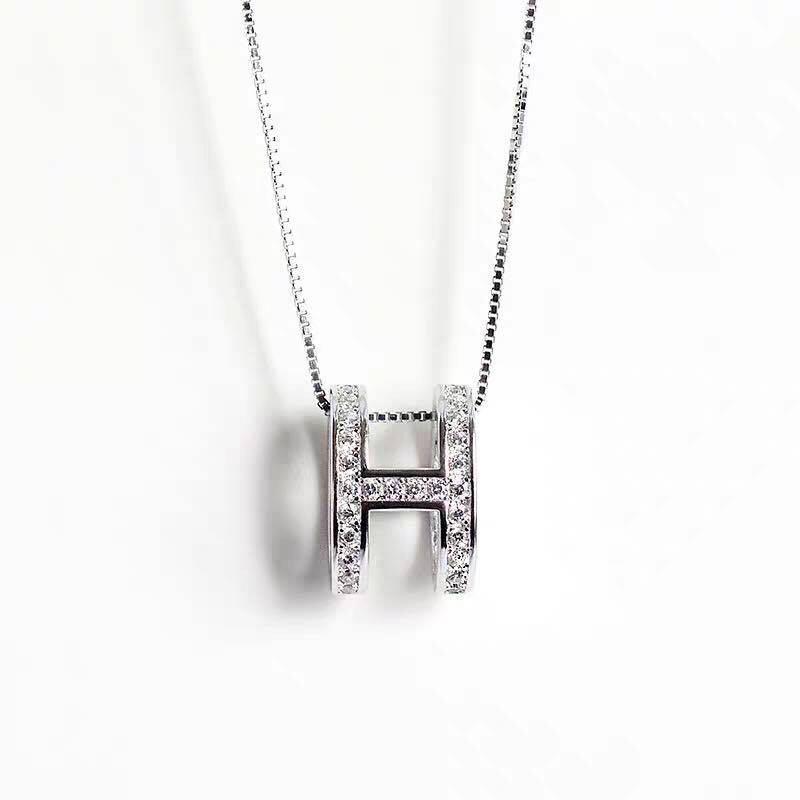 Hermes necklace (preorder) (Category: Luxury Accessories) located in Angeles City. Submitted by gogo.sparkle (Listing ID 1023150956, Image 2). Description: .