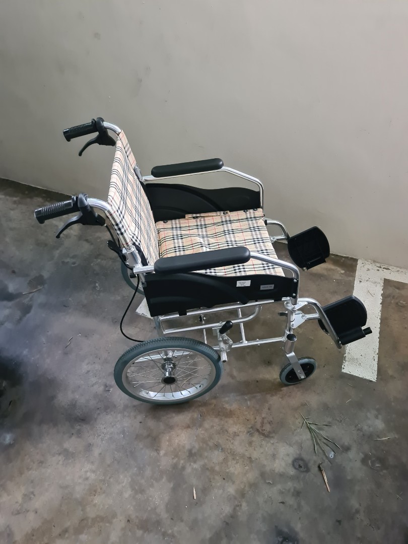 Manual Push Wheelchair, Assistive Devices, Wheelchairs on Carousell