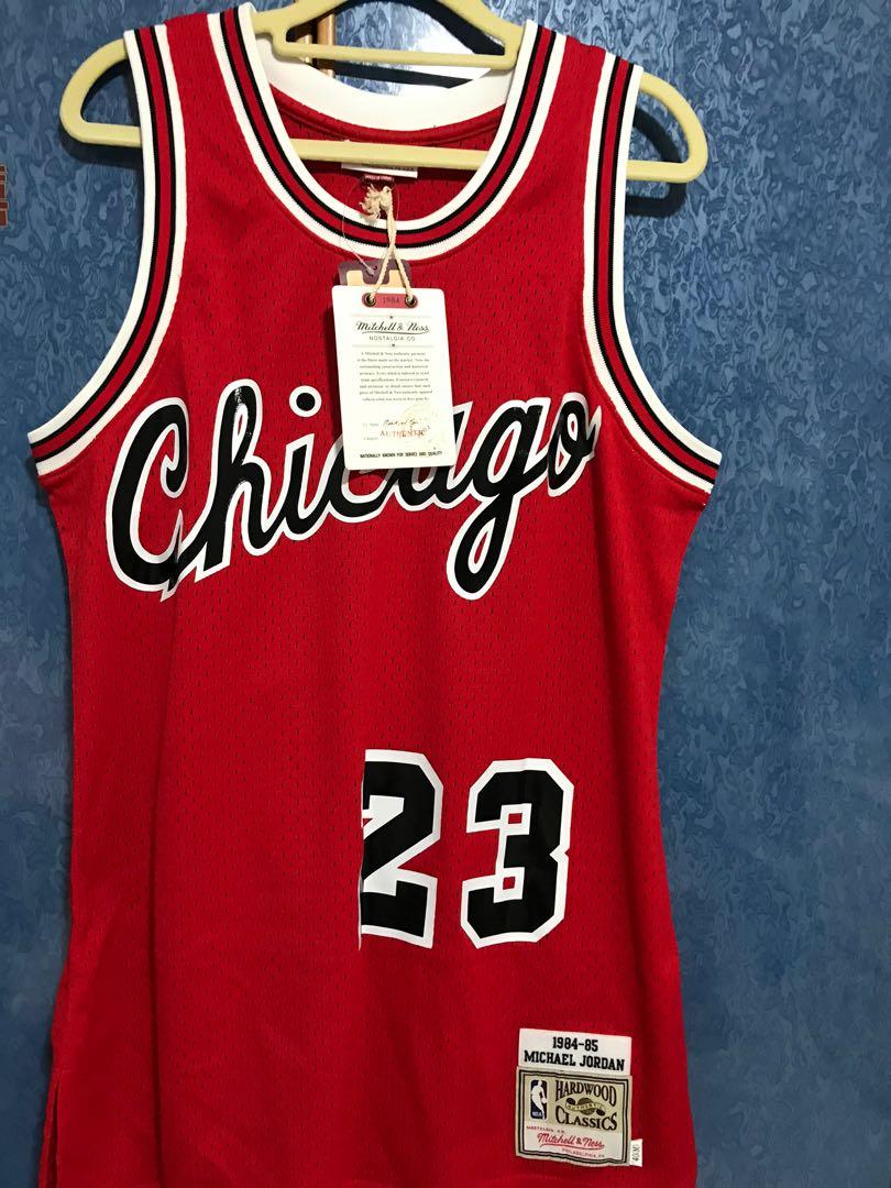 Mitchell & Ness Men's Chicago Bulls Michael Jordan #23 Authentic 1984-85  Red Jersey