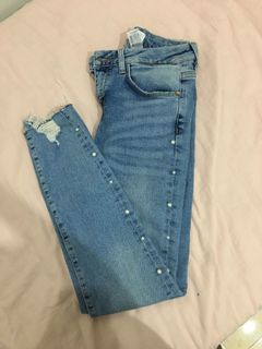 (Category: ) located in . Submitted by sab17 (Listing ID 1023305207, Image 1). Description: .