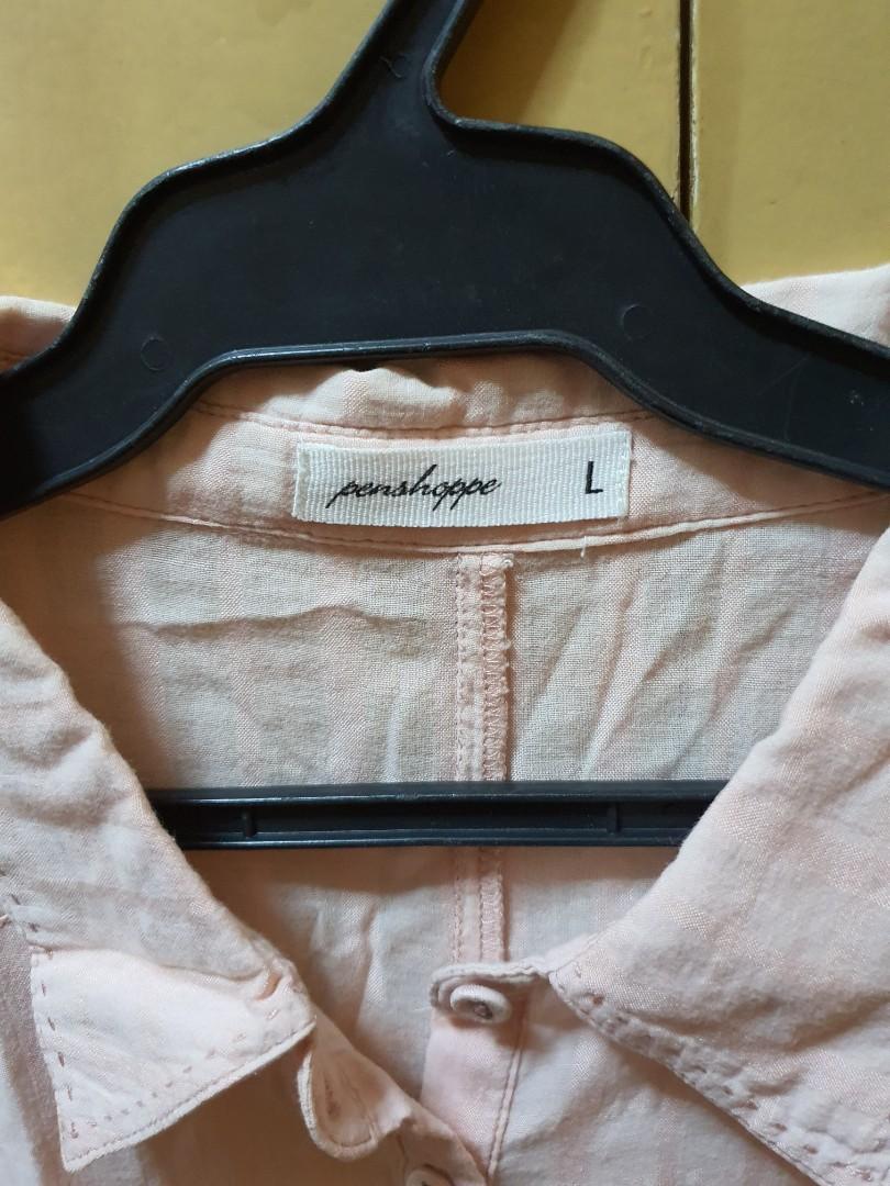 Penshoppe Button Shirt For Women (Category: Others Tops) located in Makati City. Submitted by pattydee_ (Listing ID 1023353665, Image 2). Description: Button shirt from Penshoppe Large on tag but fits Small-Medium.