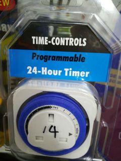 Programmable 24 hour timer plug