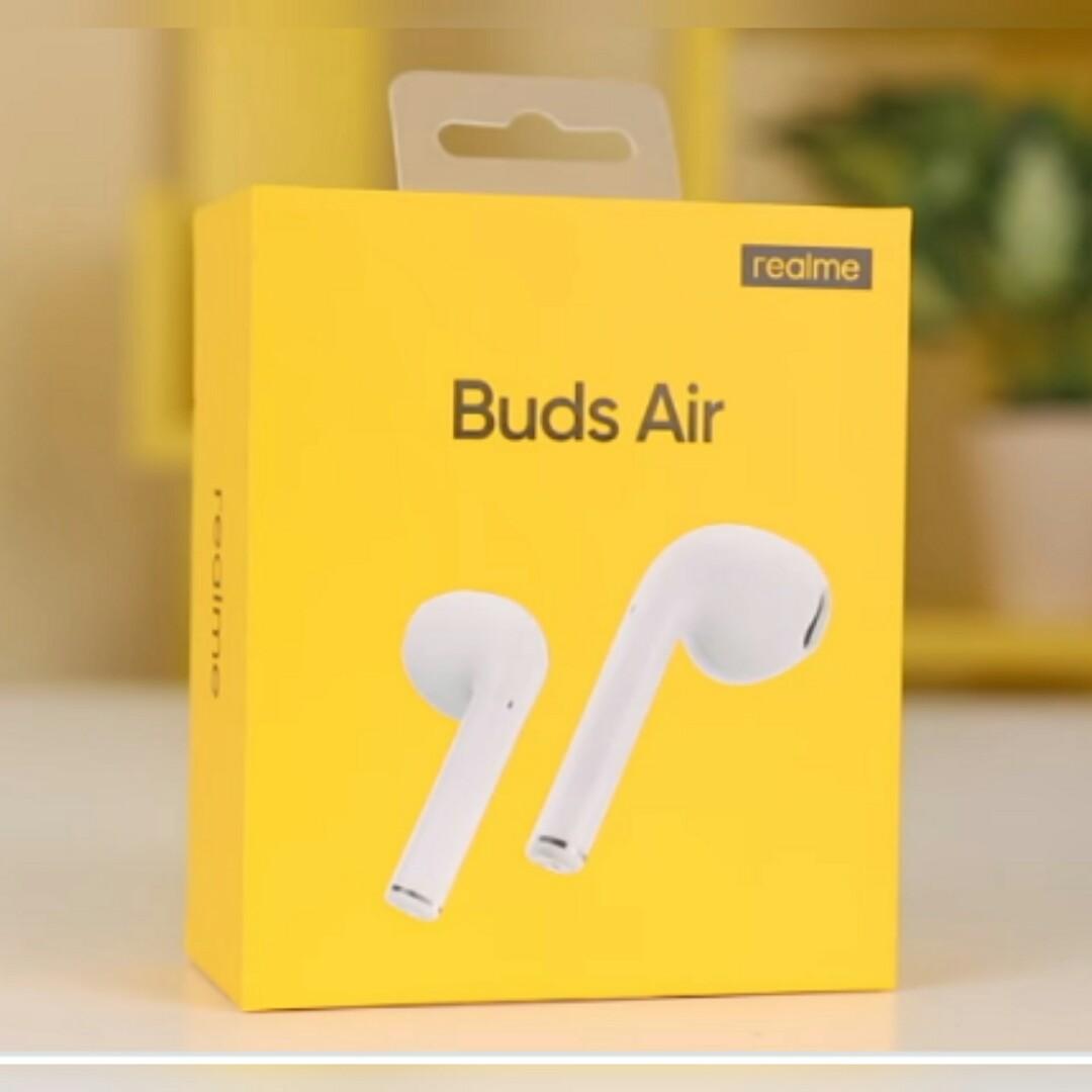 Realme buds air, Mobile Phones & Tablets, Mobile & Tablet Accessories,  Mobile Accessories on Carousell