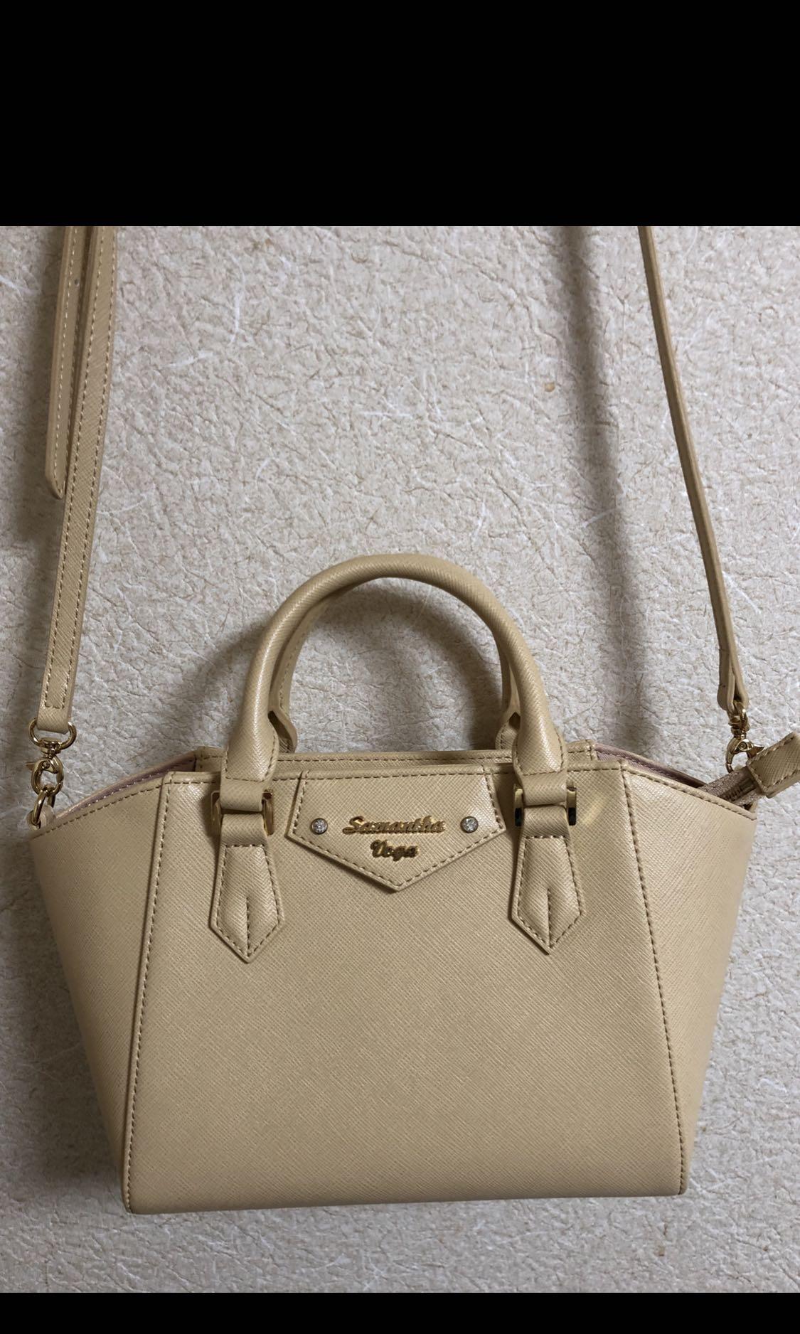 SAMANTHA VEGA CREAM SLING BAG (Category: Luxury Bags & Wallets) located in Quezon City. Submitted by grandeurluxe_ph (Listing ID 1023179532, Image 2). Description: ✅ like new condition ✅ from 3,500⬇️ 2000.