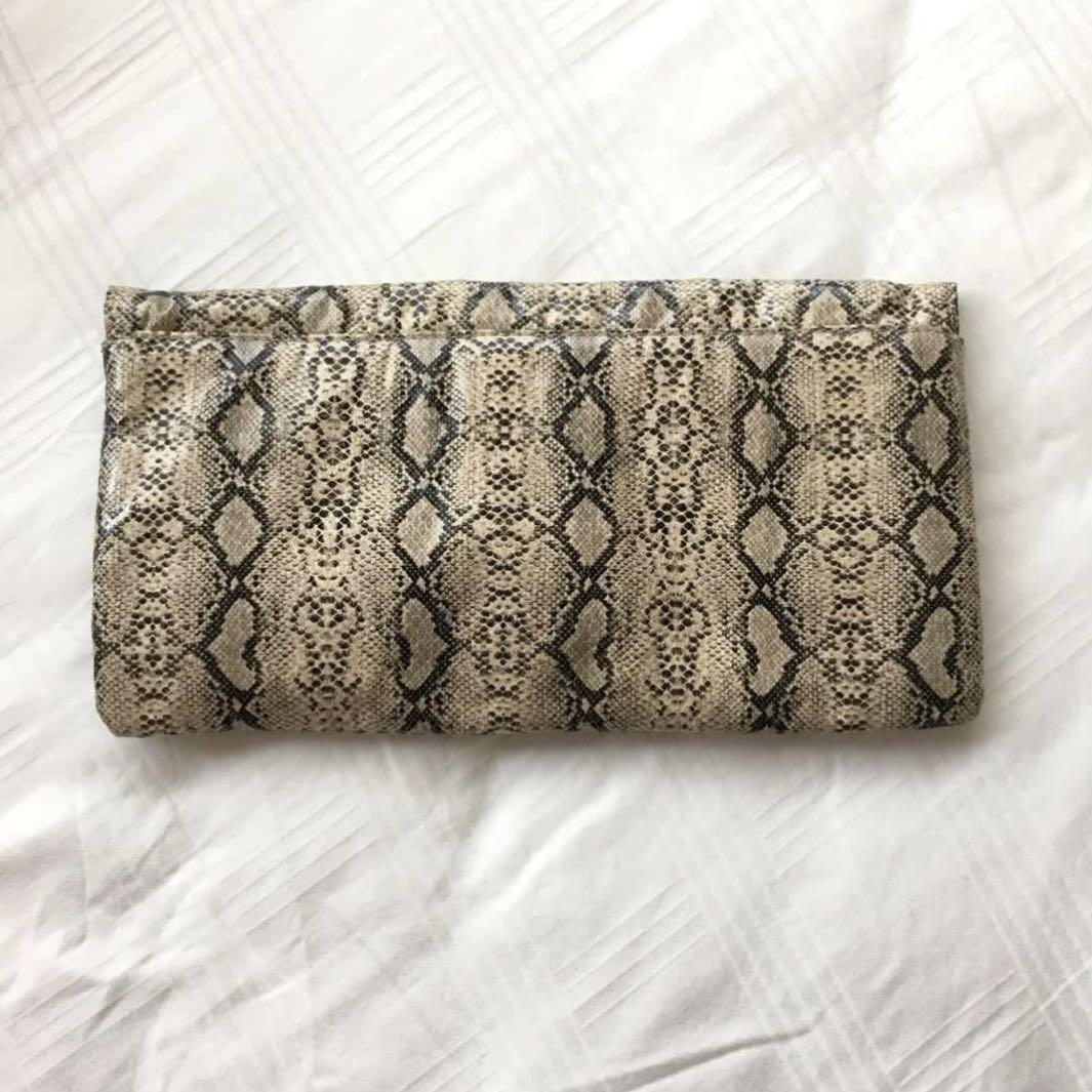 Sportsgirl clutch outlet