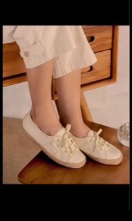 (Category: ) located in . Submitted by shoppingxqueens (Listing ID 1023218035, Image 1). Description: .