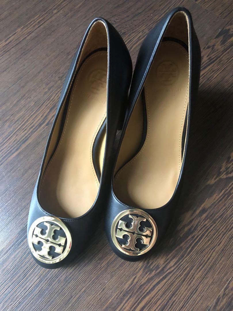 tory burch benton pump