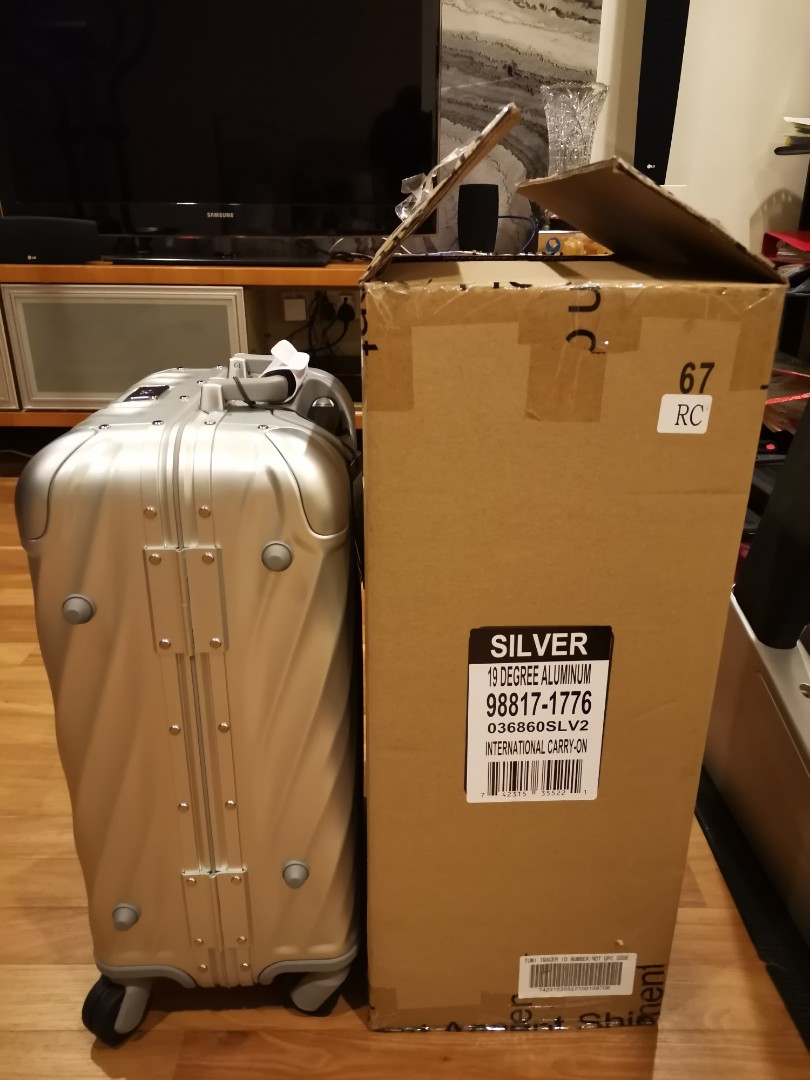 tumi 19 degree aluminum