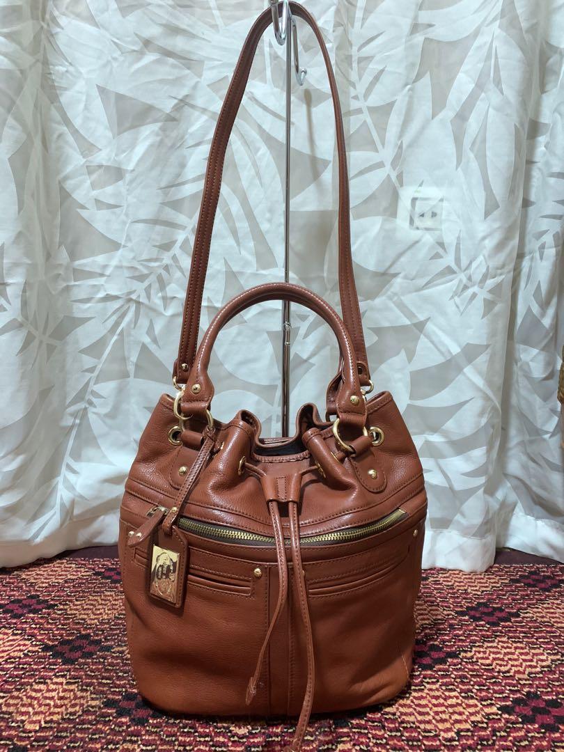 Vincis bench bag price deals