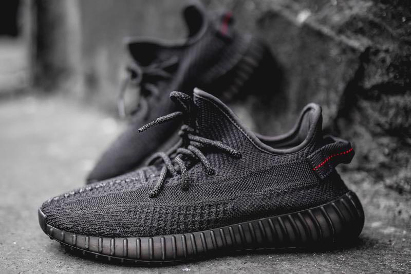 yeezy boost 350v2 black