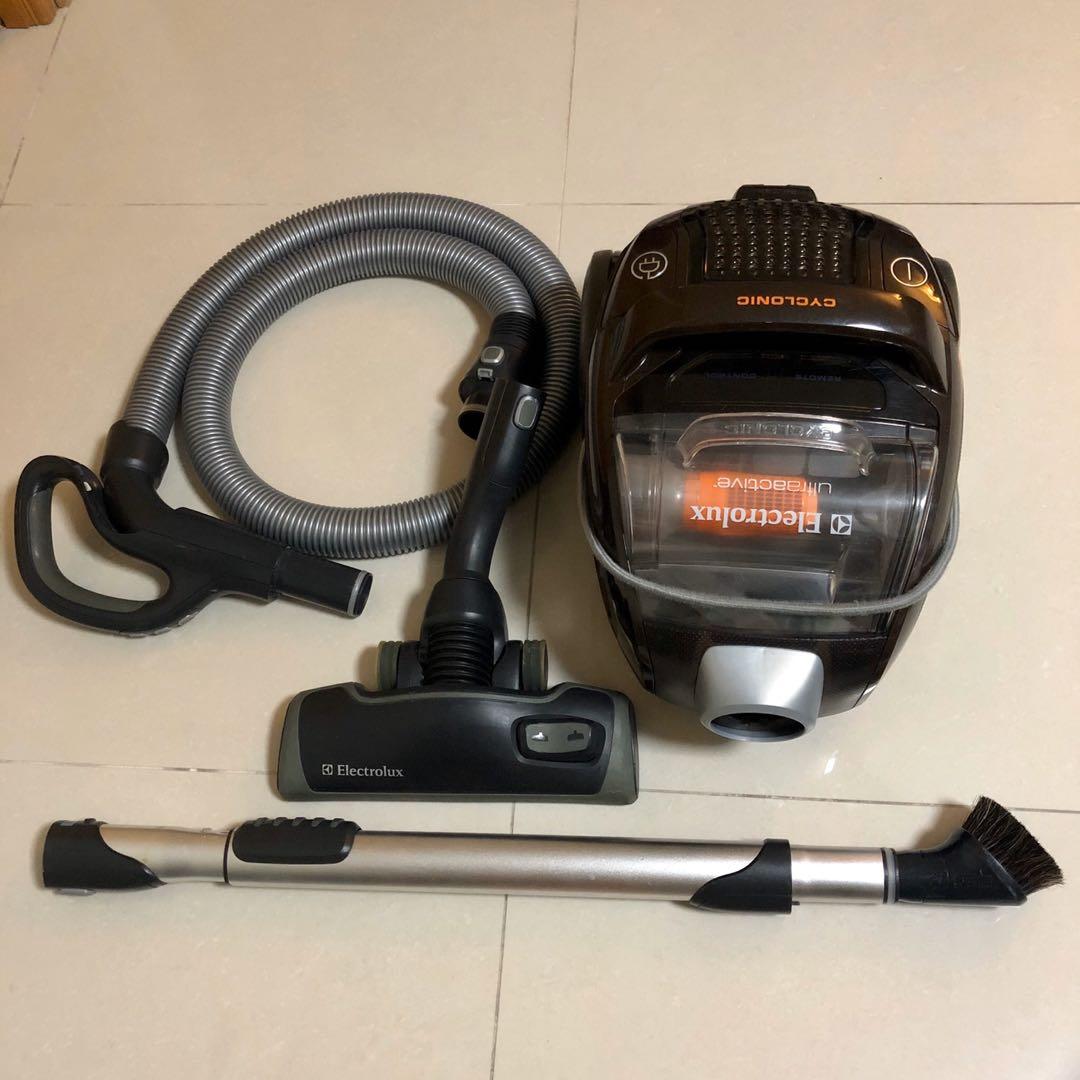95新Electrolux 伊萊克斯 UltraActive 無塵袋吸塵機2100W ZUA3841 (高階強力免塵袋吸塵機