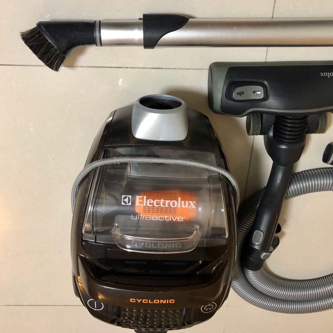 95新Electrolux 伊萊克斯 UltraActive 無塵袋吸塵機2100W ZUA3841 (高階強力免塵袋吸塵機