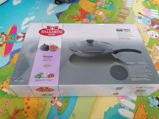 （分類：）位於 。 由 antonio1976 提交（商品編號 1023454440，圖片 1）。簡介： 。