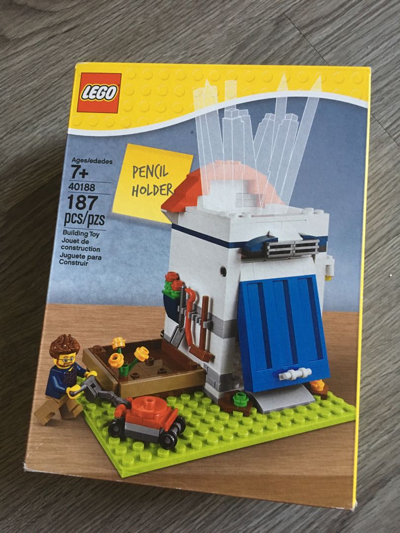 全新LEGO 40188 Pencil holder 筆座, 興趣及遊戲, 旅行, 旅遊- 旅行