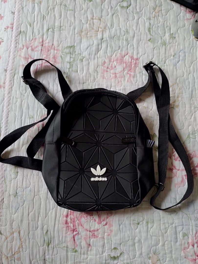 Amazon Com Adidas Mini Backpack Black Multi Glitter One Size
