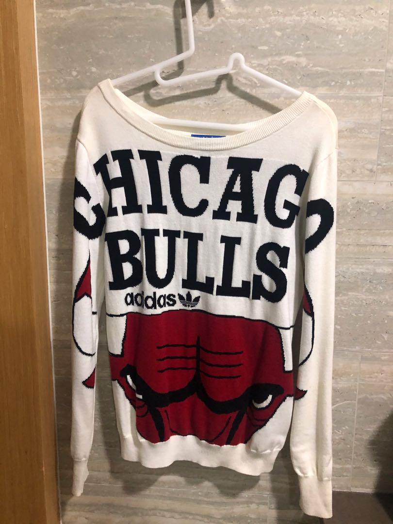 bulls sweater