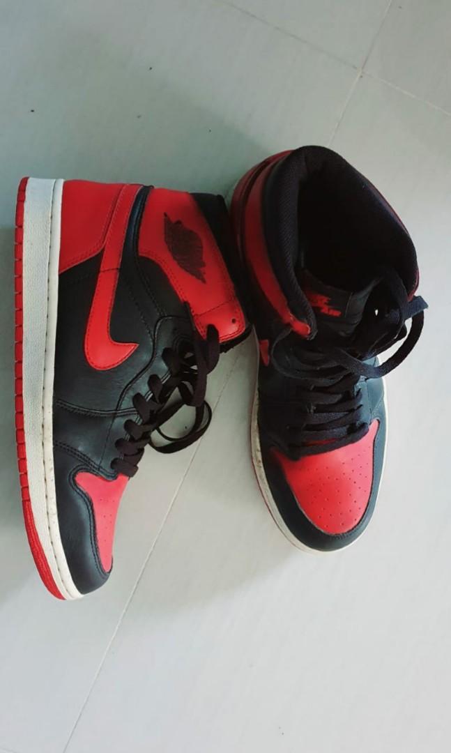 Nike air jordan on sale retro 1 limited edition
